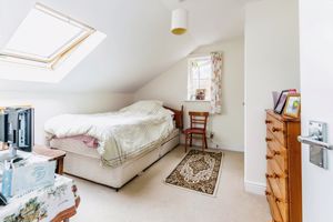 Bedroom- click for photo gallery